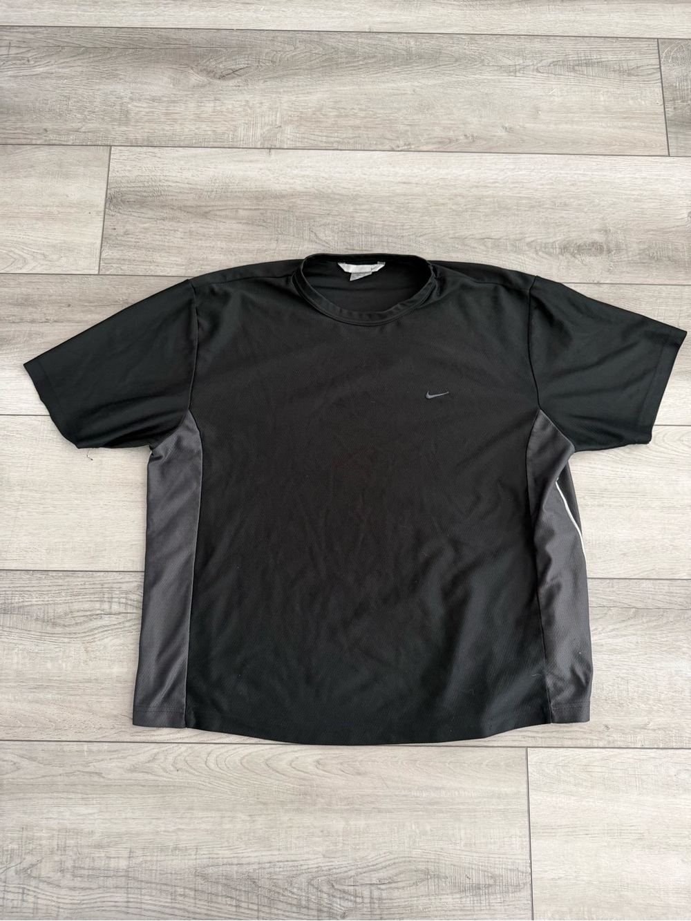 Nike Black Short Sleeve Athletic Tee with Gray Side Panels